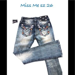 Miss Me NWT  flower 🌺 power size 26